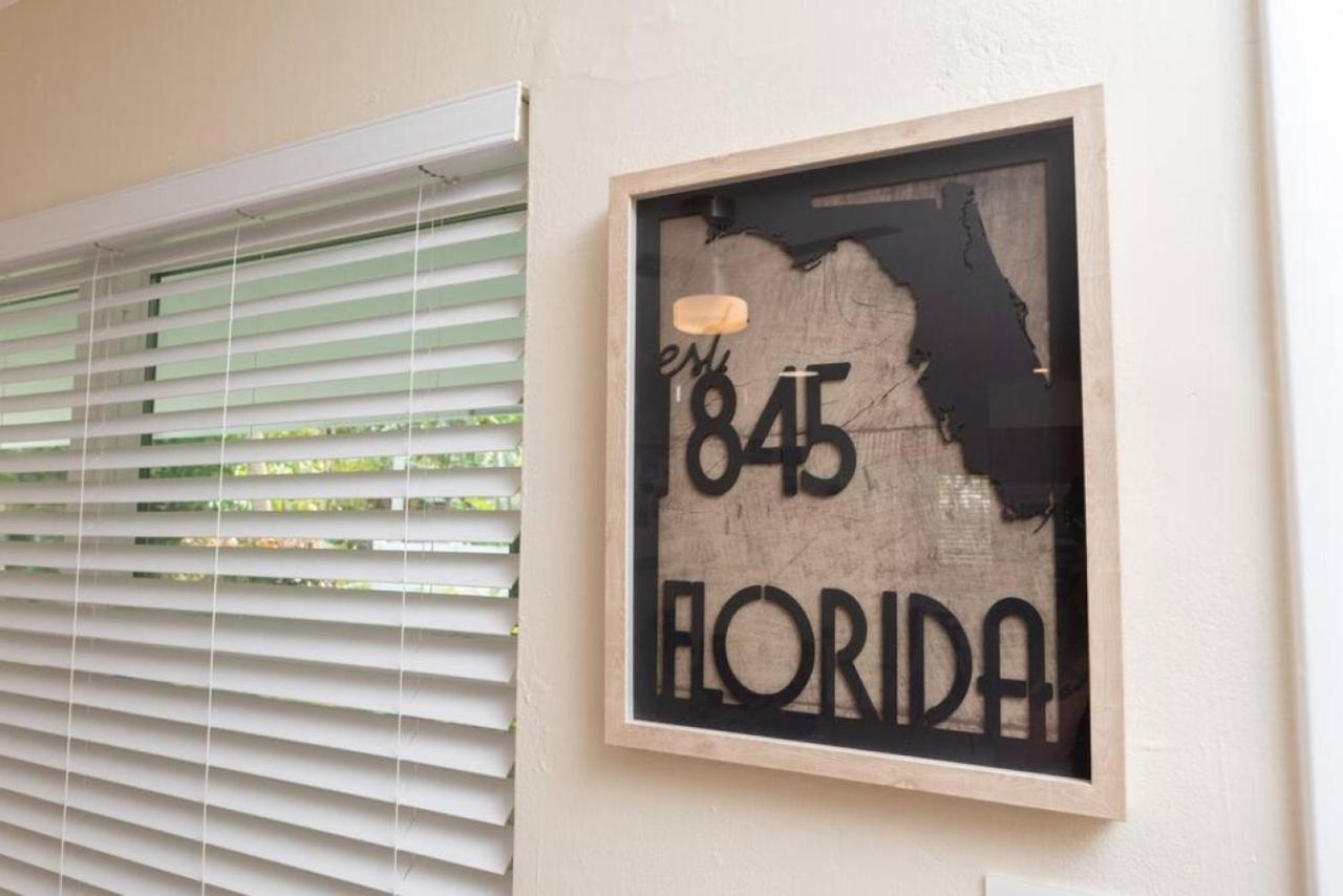 Just Off Wilton Drive Apt 7 Fort Lauderdale Exterior photo